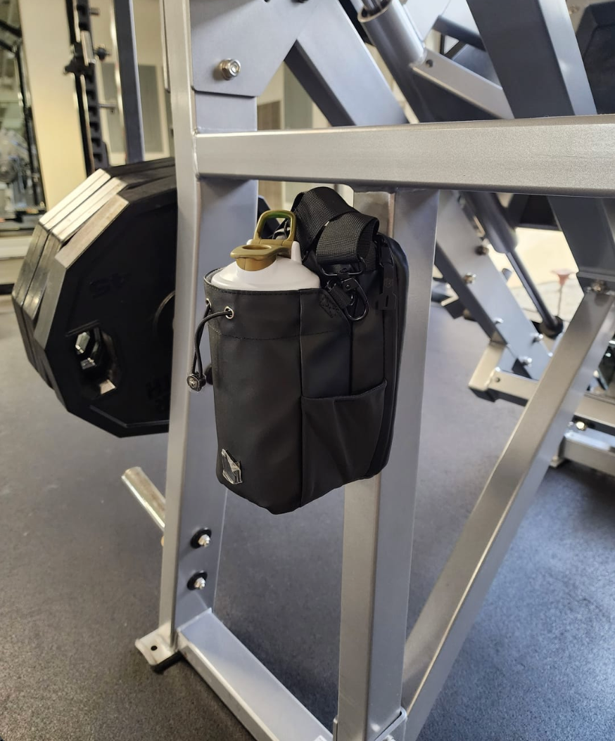 🏋️‍♂️ Magnetic Gym Sling Bag