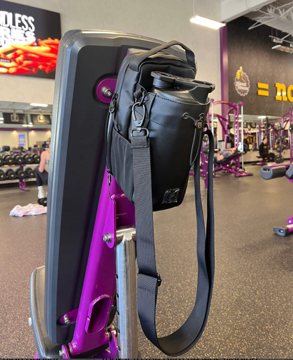 🏋️‍♂️ Magnetic Gym Sling Bag
